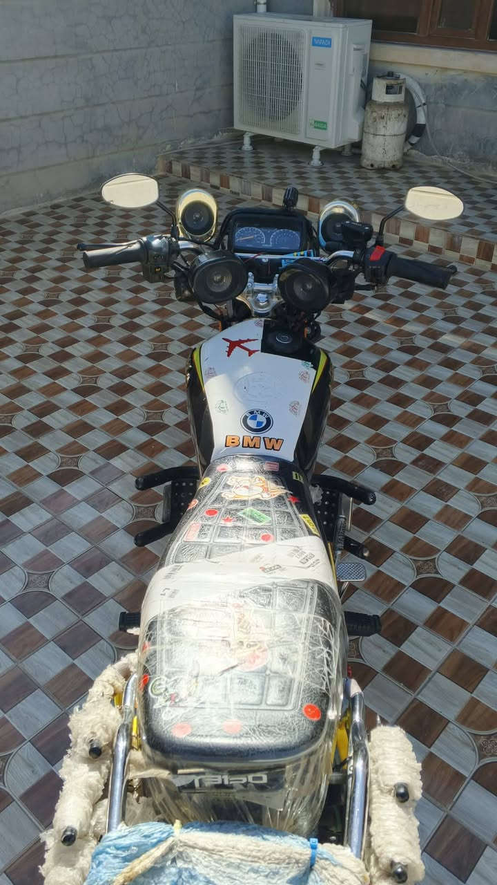 السلام عليكم دراجه نامه برو موديل ٢٥ محرك مامفتوح مايعوزه كلشي السعر 700 وبي مجال مكاني بيجي اتصل *********** متواجد فيس
