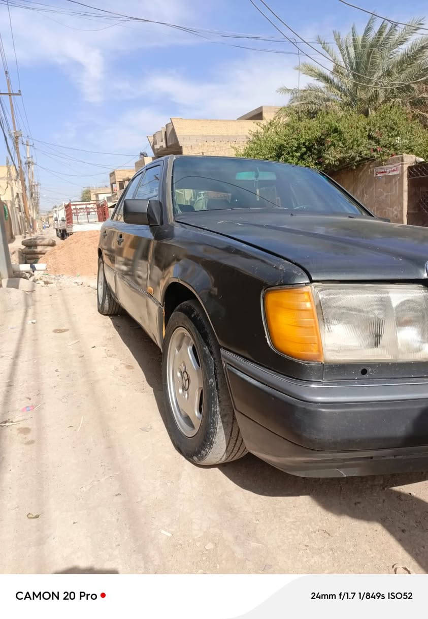 سلام عليكم
مارسدس دب موديل 88رقم بغداد انكليزي تحويل نفس اليوم 
صدر امامي خلفي جديد لوك غرفتها تخبل سياره 
مكينه بلاد عنكبوت لا تنقيص ولا تبخير
العنوان بغداد بسمايه 
***********
