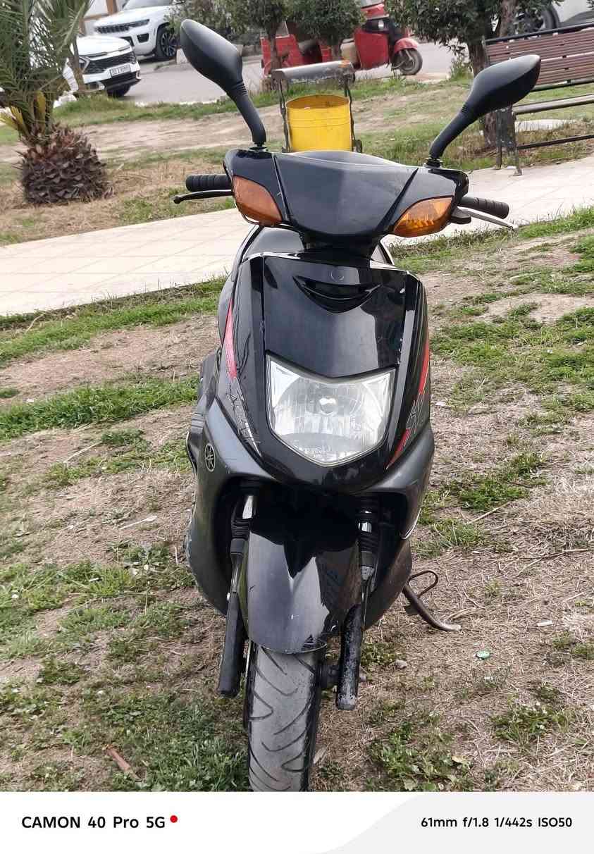 السلام عليكم درجة سكنس للبيع مكينتها ما مفتوحه كهربهيات كلها شغاله شلعه ومعدل تخبل المكان بغداد مدينة الصدر السعر,600 و بي مجال ***********
