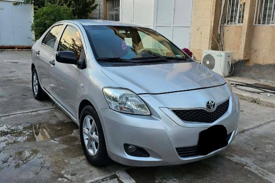 تۆیۆتا یارس مۆدێل 2013 گێڕ ئۆتۆماتیک 
دەبڵ گێچ مەکینە بچوک
تاقم پێش تازە گۆڕدراوە 
کامل بانسی پێش و دواوە گۆڕدراوە 
لەگەڵ هەر چوار دەبڵ 
گێڕ و مەکینە بەشەرت
جام عادی
دەرگای سەکن پەمپە بە بێ مەعجون 

سعر : خاڵێک دابنێ لە کۆمێنت بە تایبەت دێت 🤖 

وە چەمەلەخی سەکنیش پەمپە بێ مەعجون
لێدراوی نیە
سەنەوی بەناوی خۆمەوەیە تا 16/11/2030 تازەیە 
هەززەی تازەیە

بۆ پەیوەندی کردن بە خاوەنی 

***********
