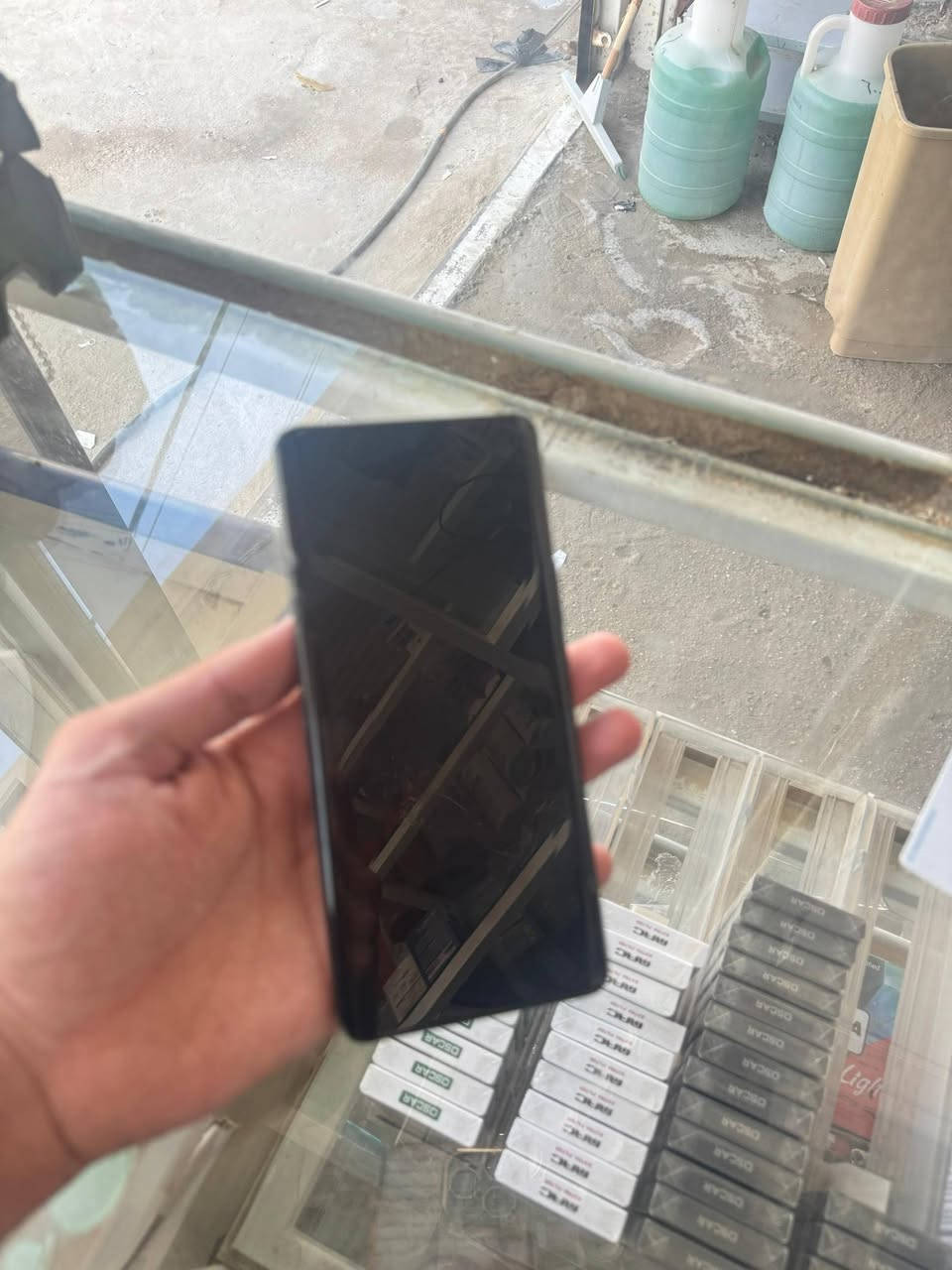Honor x9d
ذاكره٢٥٦
جهاز نضيف 
فقط شخوط خفيفه ع شاشه وممأثر ع اللمس ابد 
سعر الجهاز : ٢٠٠ وبي مجال بسيط للطيبين


**إذا كنت صاحب هذا الإعلان وتريد حذفه لأي سبب، رجاءا أرسل رسالة إلى الدعم الفني**