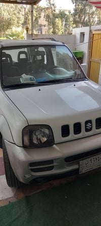 سيارة سوزوكي جيمني ٢٠١١كيراتوماتيك محرك ١٥٠٠السعر٧٨ وبي مجال هاتف ٠٧٧٠...
