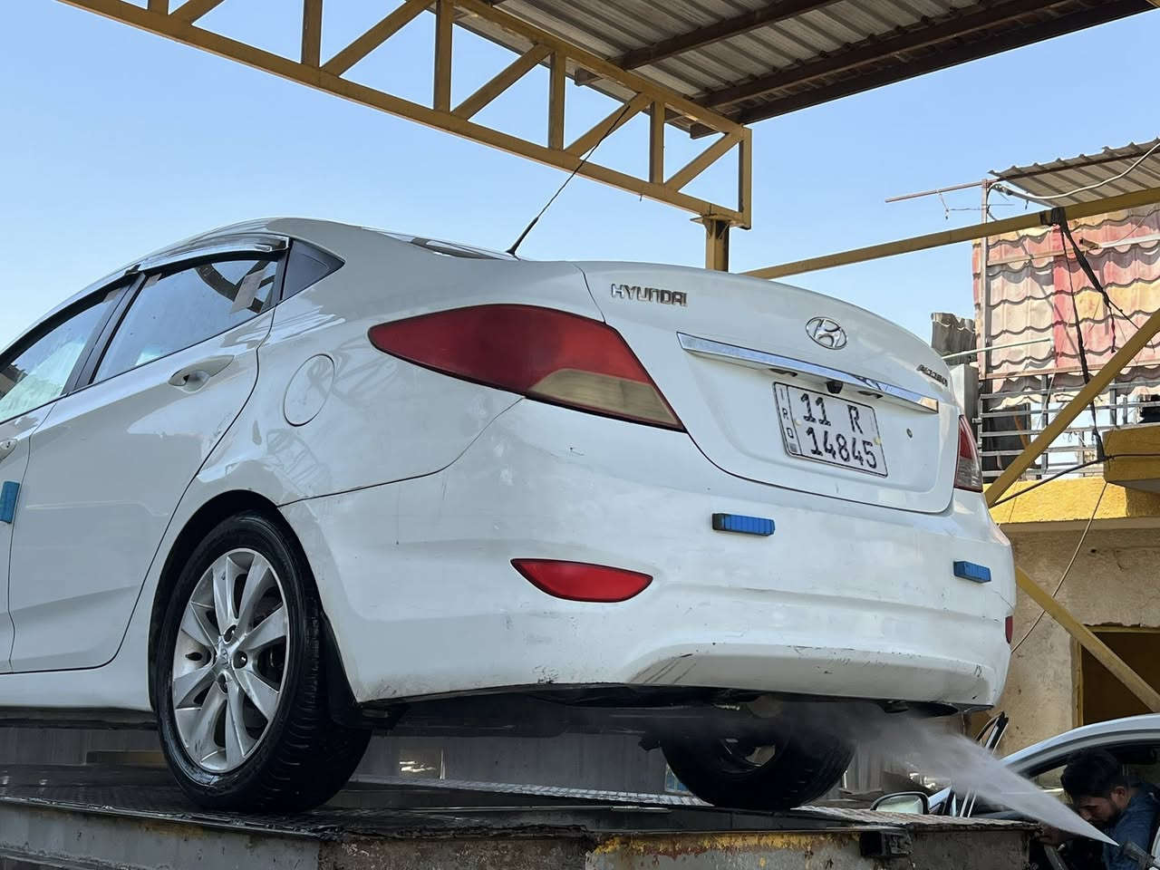 سلام عليكم اكسنت 2013 خليجيه كير محرك تبريد تدفئه كهربائيات كلها مكفوله بيها صبخ جاملغين الاماميه بدون دواخل اثر شخوط لايت زينون محرك 1600 دوش السعر 88وبيها مجال ***********
