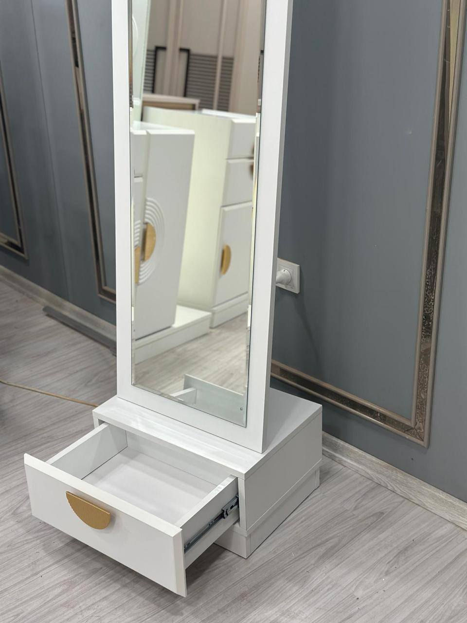 💢لا تفوت الفرصه
💢موديلات جديده احدث التصاميم 😮

غرف نوم 10🇹🇷قطع😊

متوفر احدث الموديلات انسب الاسعار💢🤩
ضمان5️⃣سنوات حقيقي ✍️

نقل🚚مع  شد #طوز_خورماتو_معا #كركوك والاطراف  😉

💢تفريغ  ع الزبون  💢

احجز غرفتك لا تفوت العرض 😉
تتوفر دواشك ضمان استبدال ✍️
للحجز والاستفسار واتساب ***********
