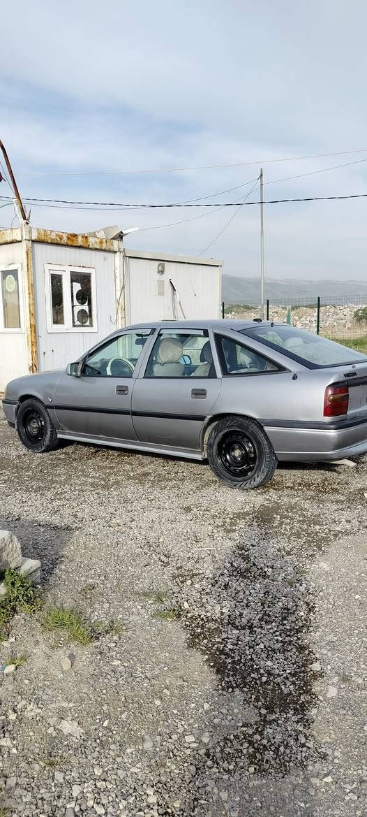 ئۆپڵ ڤیکترا مەکینە بیست گێڕ ئتۆماتیک 
ڕەقەم سلێمانی 
بۆفرۆشتن یا گۆڕینەوە بەئاڤانتی 
نرخ 42 معامەلە
ژم.***********
