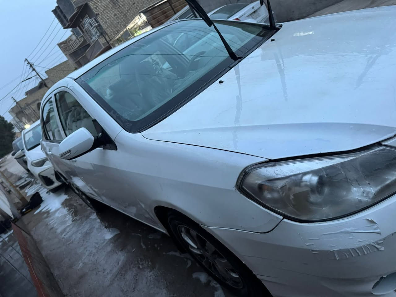 السلام عليكم
BYD 2013 ابيض خصوصي 
رقم ديالى سنويه 2027بدون حادث
سياره جاهزه من كلشي نضيفه جداً 
تدفئه شغاله تبريد
تحويل مباشر  بأسمي 
سياره مال بيت  صدرها نظيف 
شاشه 
كامرا 
بصمه 
فتحه 
اشاير بالمريات

فووول الفول 
جاهزه ترايك وين ما يعجبك
السعر …60
العنوان زعفرانيه شارع الزوراء
للاستفسار ***********
