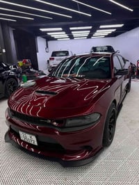 دوج جارجر سكات باك لون كرزي .  19 Scat Pack  وارد أمريكي  نظيفة جدا وم...