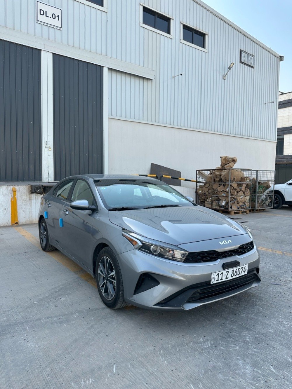 سلام عليكم فورتي موديل 2024 
رقم بغداد ماشيه 24 السياره بسمي وتحويل ثاني يوم محرك 200 مكاني بغداد حي الجهاد سعره 167 وبيه مجاله ‭0781 574 8332‬