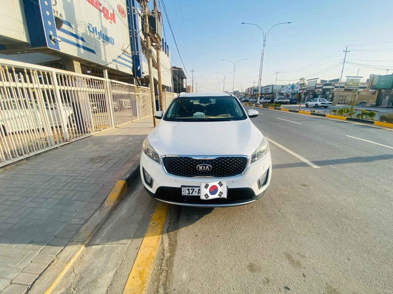 سلام عليكم للبيع
سورنتو موديل 2016
السياره فول مواصفات كويتي 
مواصفات والتفاصيل راح اذكرهن جوه 
كشنات جلد قرميدي (الامامي كهرباء )
تبريد تدفئه بالكشنات
لايتها زنون بلادي وشاد زنون للبلوجكترات
دفع رباعي 
زراكات لايت
الصندوق الخلفي كهرباء
شاشه وكاميرا بلاديه
6سلندر مامفتوح 
3قطع تبريد
السياره بيها منظومة تبريد كامله جديده
حداديه اصلي مو كوري
السياره بيها باب مبدل اصلي نفس اللون وبيها بارد كلش قليل بالباب الخلفي 
مكان السياره المثنى ورقمها مثنى 
السياره سعرها 210 وبيها مجال جداً بسيط
للتواصل ***********
