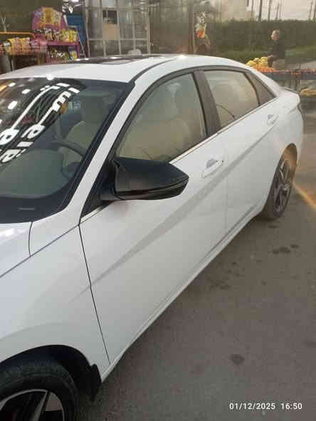 السلام عليكم 
للبيع النترا خليجي موديل 2022
رقم بغداد بأسمي فول مواصفات بصمه فتحه 
السياره صار بيها طخه بين البابتين خفيفه بدلت بوب ٢ اصلي مال وكاله نفس اللون 
للاستفسار ‭٠٧٧٢ ١٠٤ ٤٢٣٨‬ 
مكان السياره بغداد حي الجهاد 
السعر ١٧٩ اوبيها مجال
