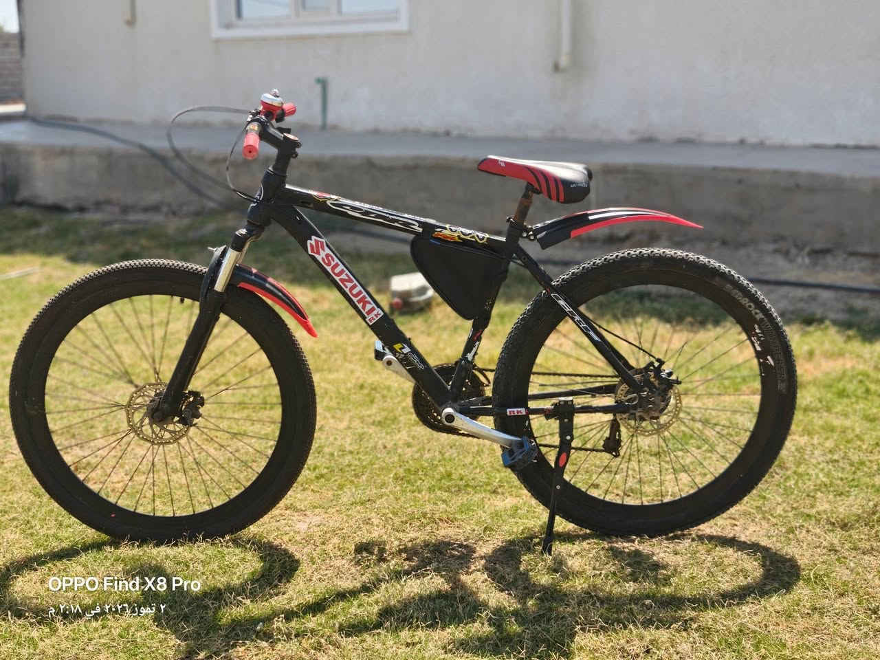 بايسكل جبلي  المنيوم حجم 29 گير شيمانو7×3 نظيف جداً ما ناقصه شيء (فقط نقوصات بسيطة) سرعة خير من الله رايده 110وبي مجال مكاني بغداد 17سويب بعد الشرطة الخامسة


**إذا كنت صاحب هذا الإعلان وتريد حذفه لأي سبب، رجاءا أرسل رسالة إلى الدعم الفني**