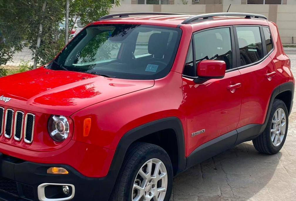 لاتتيود
السيارة استخدام كلش قليل مال بيت 
السيارة الواقع مالتهة كلش نظيف 
وعليهة  صيانه شهرية 
وجاهزة من كل النواحي 
صبغ  قطعتين (جاملغ الايمن فقط ) والباب الايمن 
المواصفات ..
شاشه كبيره 
كاميرا دواره اصل 
تبريد بيانو منفصل 
تدفئه مقاعد 
تدفئه ستيرن 
تحكمات ستيرن 
هاند بريك كهربائي 
لايتات زنون 
تشغيل عن بعد 
لد نهاري 
شاشه اعطال 
قرص وضعيات قياده
بصمه
مكان السيارة بغداد حي الجامعة 
موديل ٢٠٢٠ 
رقم كربلاء
السعر ١٥٠ وبي مجال
للاستفسار الاتصال على الرقم ***********
