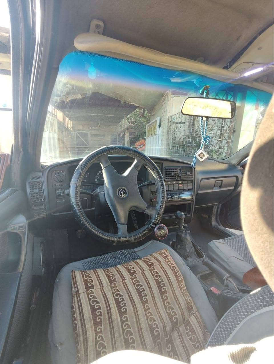 اوبل اوميغا موديل 1991 كير عادي و محرك ٢٠٠٠
 الرقم بغداد و السنوية ٢٩
سعرها ٣٠ ورقة و بيها مجال
مكان السيارة: تاجي/ سبع البور / ٥٠٠٠  
واتساب: ***********
