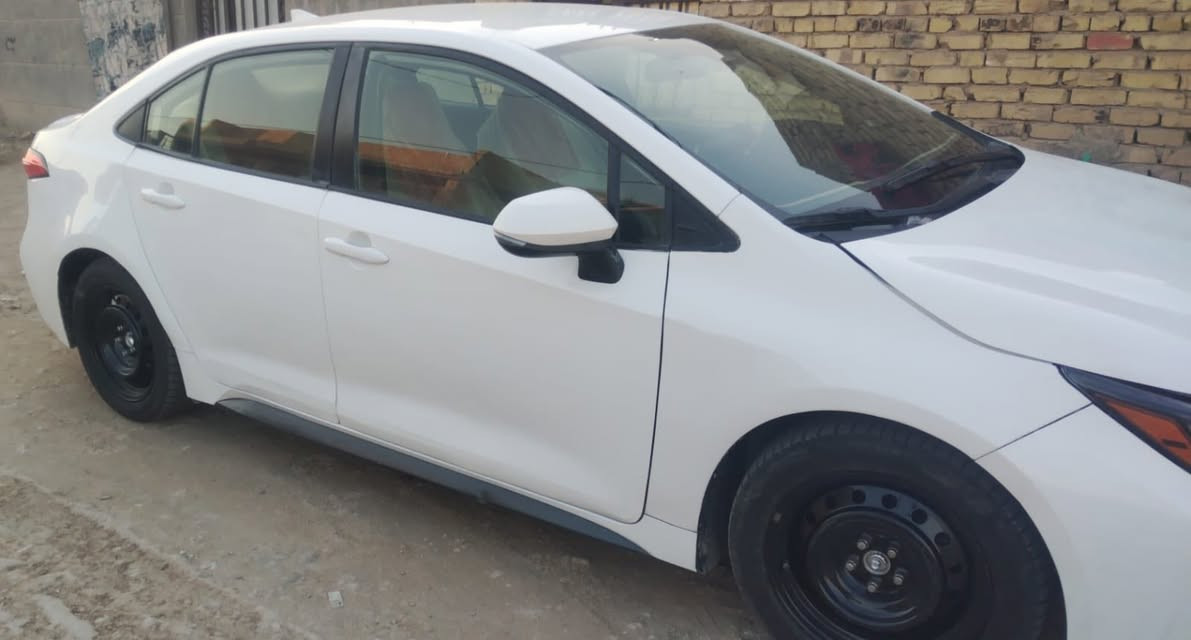 كورلا ٢١ se محرك ٢٠٠٠ ما شية اكثر من ١٠٠ حادثها بابين جهة العبري و جاملغ مع حافة البنيد معوقين قادسية باقية سنتين و كم شهر
 ***********
