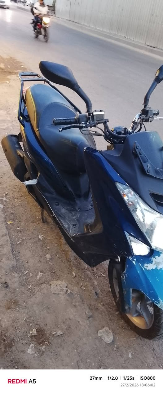 السلام عليكم ماجسته اس دراجه غير من الله شلعمه ومعدل ياباني ماشيه 37الف السعر 1200مكاني بغداد الرستميه كهربائيات كلهة شغاله ستان شغال  لاستفسار ***********
