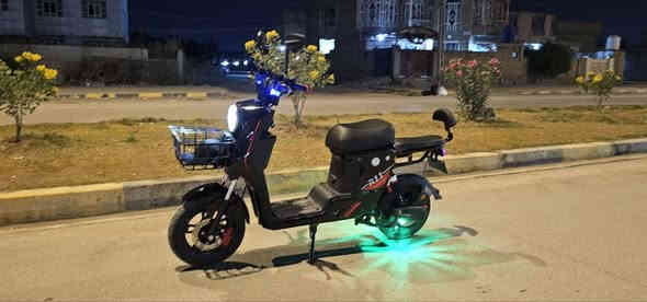 السلام عليكم
دراجه شحن R11 نضيفه سعرها 450 وبيها مجال 

هذا رقمي للي يريد يشتري ***********
