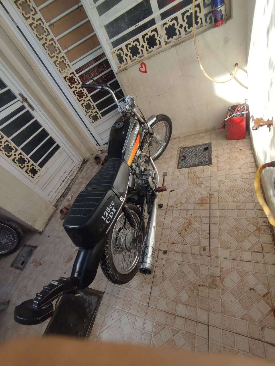 سلام عليكم اربعه كير كلك
 محرك تايكر موديل 20 
السعر 250 وبيها مجال 
***********
