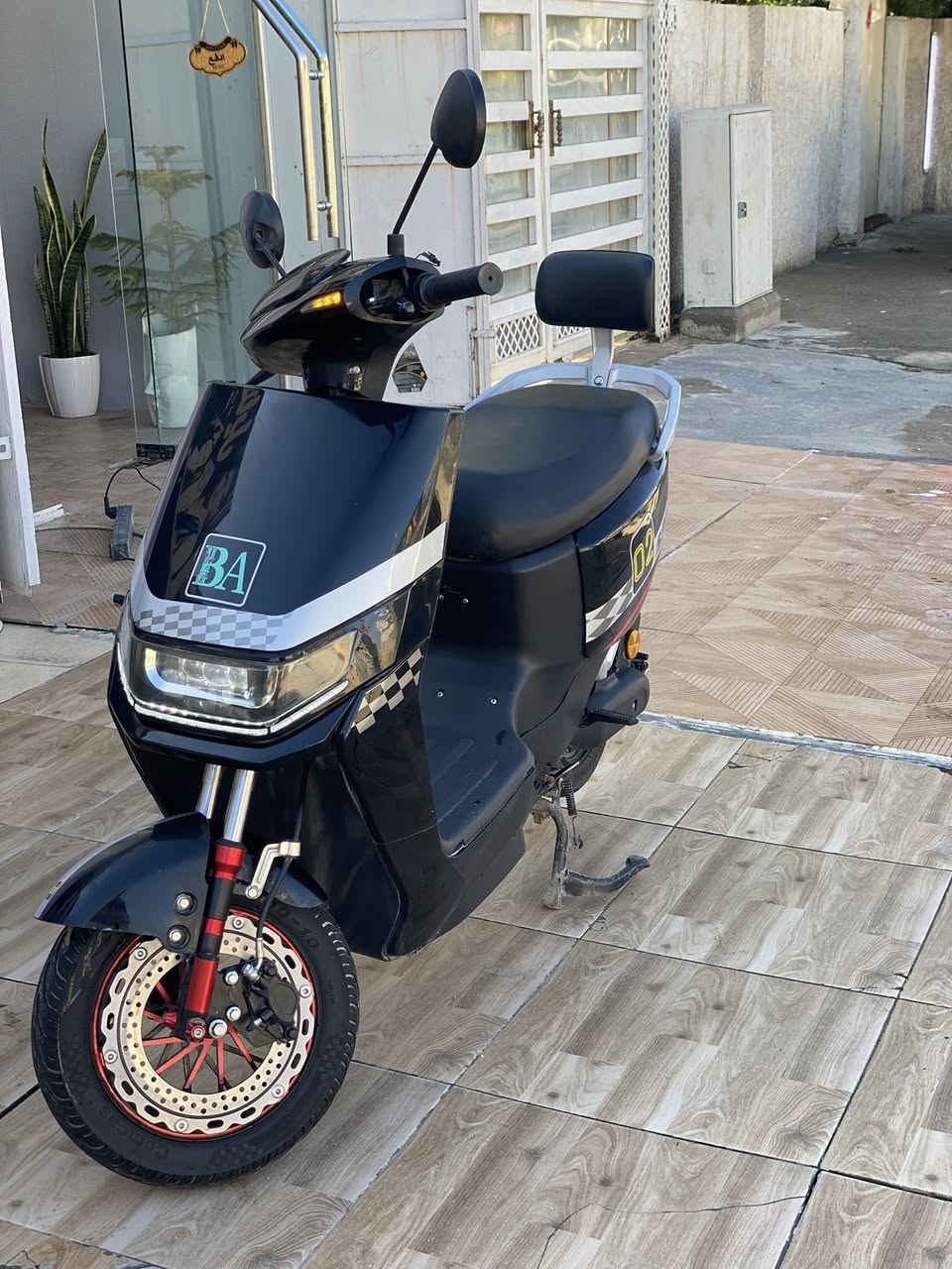 دراجه شحن BA للبيع 2025

6 بطاريات ع الفحص تمشي 50 كيلو 

نظافه 90‎%‎ كلشي شغال بيها وبلاد 

3 نمر سرعتها 90 حقيقي 80

لايت عالي ناصي دبل اشاره 

نظام بك -نظام بارك 

سويجين وبصمه وحده وكارت NFC

سعرها 475 قفل  

مكاني بغداد اليرموك او العامريه 

رقمي *********** متواجد فيس و واتساب
