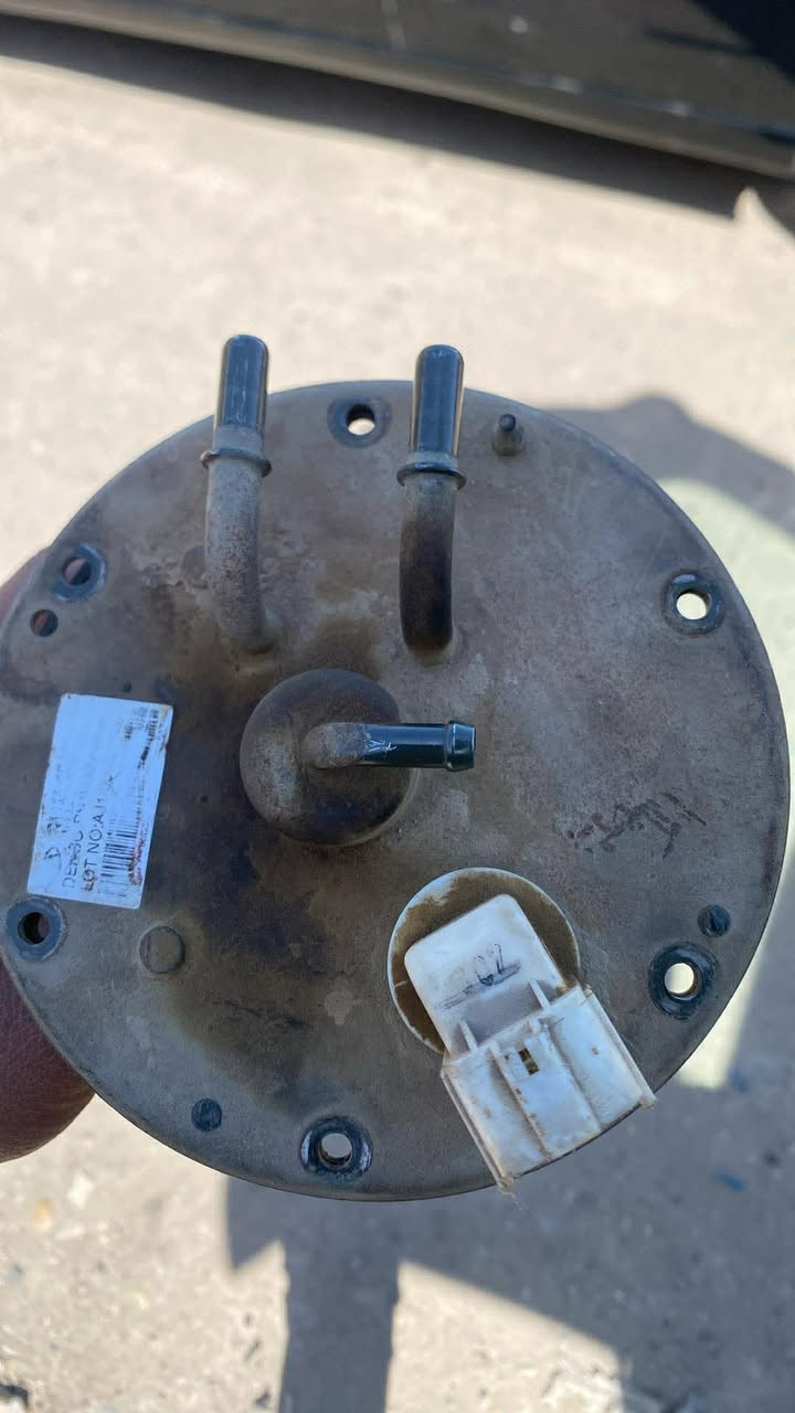 عبوة كاملة فتحتها من سيارتي اصلية على الفحص بيها بس الطوافة غلط. 60 الف


**إذا كنت صاحب هذا الإعلان وتريد حذفه لأي سبب، رجاءا أرسل رسالة إلى الدعم الفني**