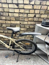 لل بيع 07825500400