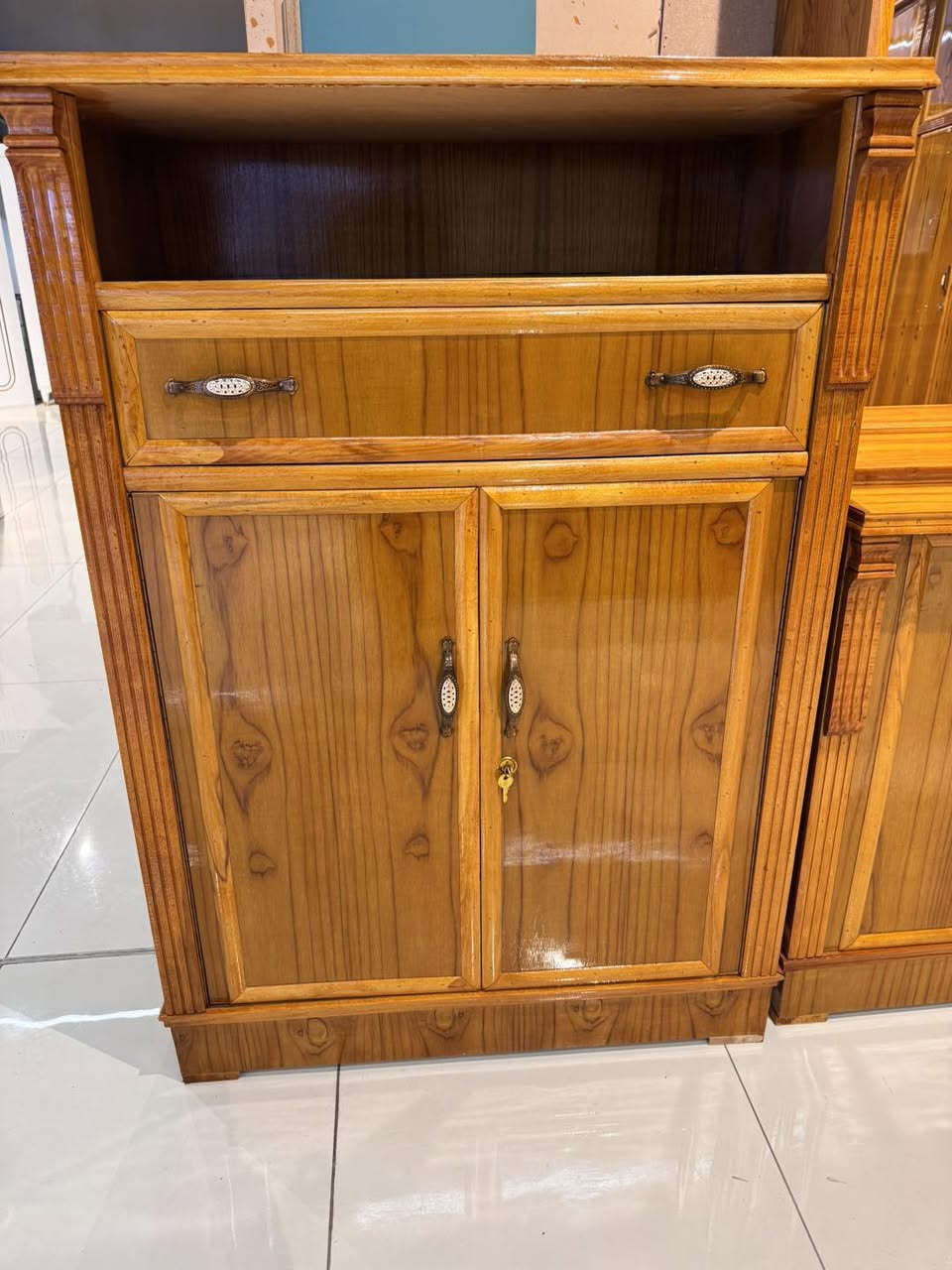 الان من #بـرستـيج_هـوم

غرفة نوم نجارة عراقية 🇮🇶

شغل متين وتصميم أنيق
تفصيل حسب الطلب وبجودة عالية

💰 السعر: 2,350,000 دينار فقط

للاستفسار مراسلة الصفحة او الاتصال 
على ***********
