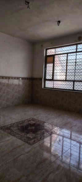 السلام عليكم يوجد بيت للايجار في بغداد الزعفرانيه شارع الكهرباء حسينية المهدي شارع سكلة ابو سعد م150متر للاستفسار اتصل ***********
