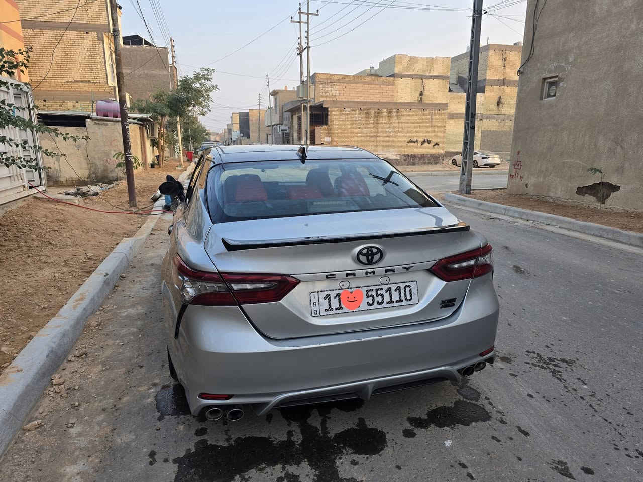 ‏2024 𝐓𝐎𝐘𝐎𝐓𝐀 𝐂𝐀𝐌𝐑𝐘
تويوتا كامري (XSE) تو كلر 
اللون : سلفر
عداد المسافة :24 الف
حجم المحرك : 2.5L ( 4.سلندر )
المواصفات : 𝐗𝐒𝐄 AWD
حساسات امامي خلفي
اربع كامرات  360°
بنوراما
ابواب  بصمة
بصمه تشغيل
تبريد قطعتين
شاشه عرض على الزجاج الامامي
تشغيل عن بعد (𝐑𝐄𝐌𝐎𝐓𝐄 𝐒𝐓𝐀𝐑𝐓)
شاشة  كبير
ويل 19 
هاند بريك بصمة
اوتو هولد (𝐀𝐔𝐓𝐎 𝐇𝐎𝐋𝐃)
اوتو ستارت (𝐀𝐔𝐓𝐎 𝐒𝐓𝐀𝐑𝐓)
اوتو ستوب (𝐀𝐔𝐓𝐎 𝐒𝐓𝐎𝐏)
رادار امامي (تحديد مسار)
‏‎رادار جانبي (نقاط عمياء)
مانع انزلاق+𝐀𝐁𝐒
3 انظمة قياده (𝐄𝐂𝐎) (𝐍𝐎𝐑𝐌𝐀𝐋)(𝐒𝐏𝐎𝐑𝐓) شفتات استيرن
كشنات جلد احمر 
تحكم كشنات كهربائي
تدفئه تبريد كشنات
لايتات (𝐋𝐄𝐃) عدسة زينون
كشافات 
ترحيب بلادي بالدواسات 
اضائه ترحيب داخلي عند الاقتراب من السياره
شاحن وايرلس
مثبت سرعه تفاعلي قيادة اليه 
رقم بغداد مميز 55110
حادث السياره جاملغ خلفي وصندوق موضح بالصور
نقص السياره فقط ربط الرادار الخلفي والحساسات الخلفيه موجودات اصلي وكاله
مكان السياره كربلاء - بغداد
ملاحظه : الستيرن لايباع مع السياره السعر250 وبي مجال للاستفسار ***********
