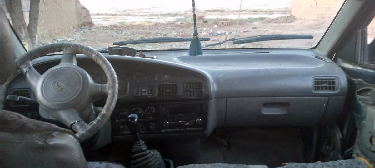 سلام عليكم بريجو موديل 95 البيع سيارة جاهزة خير من الله تخم تاير تريد وكاله تريد تحويل يعني تاخذهة مني لشارع ماذب عليهة ربع كير واكسل ومكينه كلهة مكفولة مكاني بغداد نهروان السعر 36 وبيهة مجال الرقم/***********
