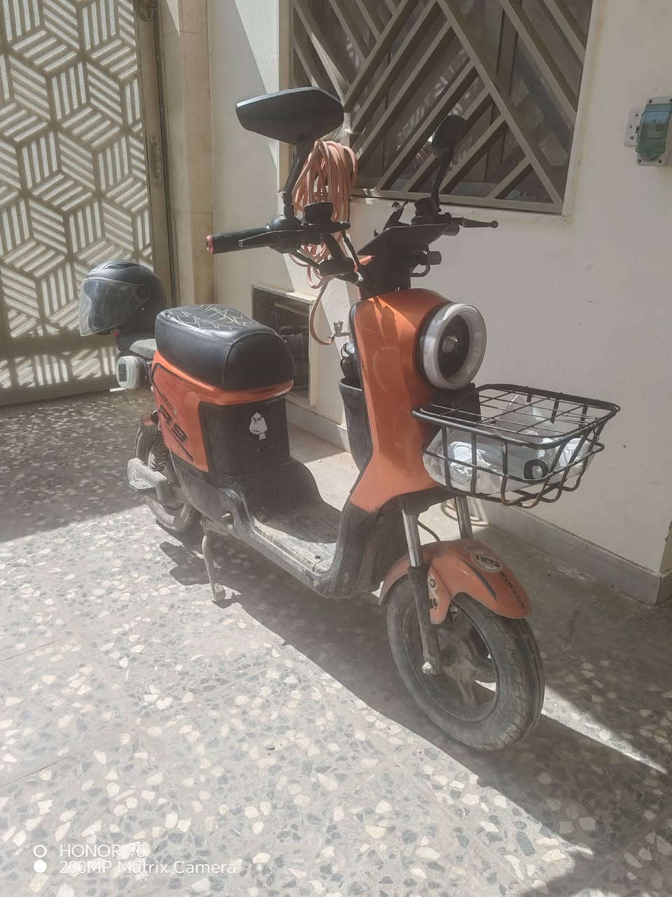 السلام عليكم...

دراجة للبيع
باتريات جديدة
تايرات جديدة
السعر ٣٠٠ الف قفل
للاستفسار فقط اتصال
***********
