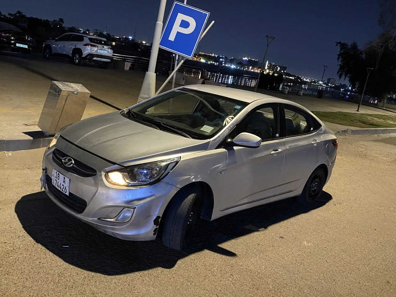 أسلام عليكم ورحمه الله وبركاته 

اكسنت خليجي موديل ٢٠١٣ رقم بابل بسمي شخصيا 

بيها أربعه قطع صبغ بدون معجون بدون داخل بدون ضربه اثر جراد فقط 

مكينه ١٦٠٠ دش لا تنقيص لا تبخير 

كير عادي كير عادي مكفول 

صدر امامي خلفي ٨٥ ٪؜

السياره بيها جراد مثل ما موضح 

مكان السياره بغداد غزاليه 

سعرها ٧٢ بيها مجال 

رقم تلفوني ***********

ما متواجد فيس
