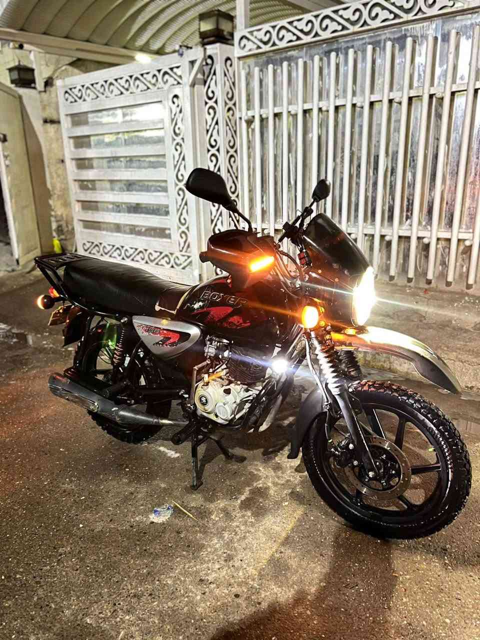 السلام عليكم
للبيع بوكسر رقم بغداد تحويل ثاني يوم
2023دراجه بحاله جيده جدا ما بيها نقص
السعر المطلوب ب2وبيها مجال بسيط
الاستفسار*********** المحمودية, بابل
