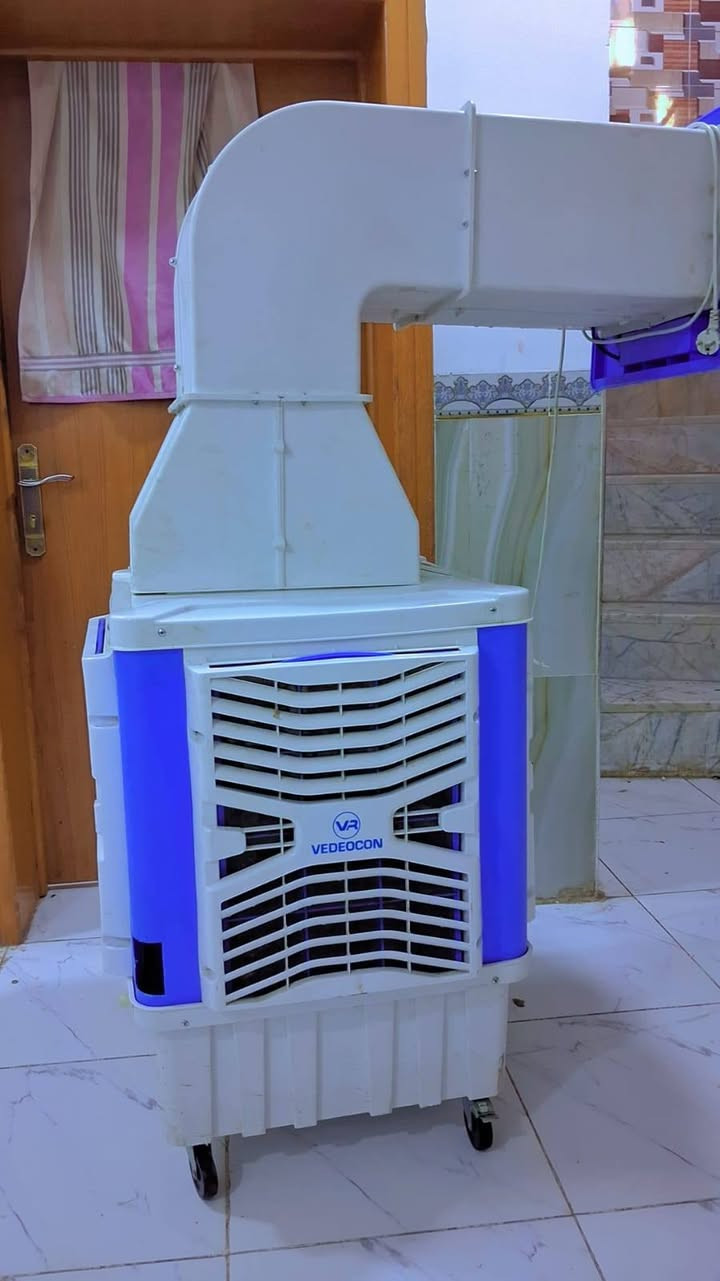 مبرده مستعملا قليل بعده بلضمان من ماركه 
VIDEOCON
الهنديه سعره حلو 
٢١٠الف 
للتواصل *********** واتساب
