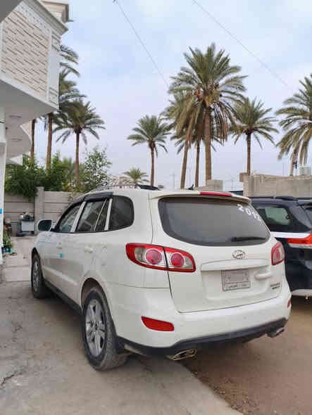 السلام عليكم للبيع سنتافيه 2012محرك 6 سلندر خليجي 7 راكب محرك جديد فور ويل سياره جديده سوناره موجود سعرها 133 وبيها مجال مكان السياره الرمادي جويبه النساف رقم ***********
***********
