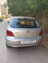 بيجو 307 فرنسي 2006 كير عادي  سياره جاهزه وكامله كلشي بيها جديد تايرات...