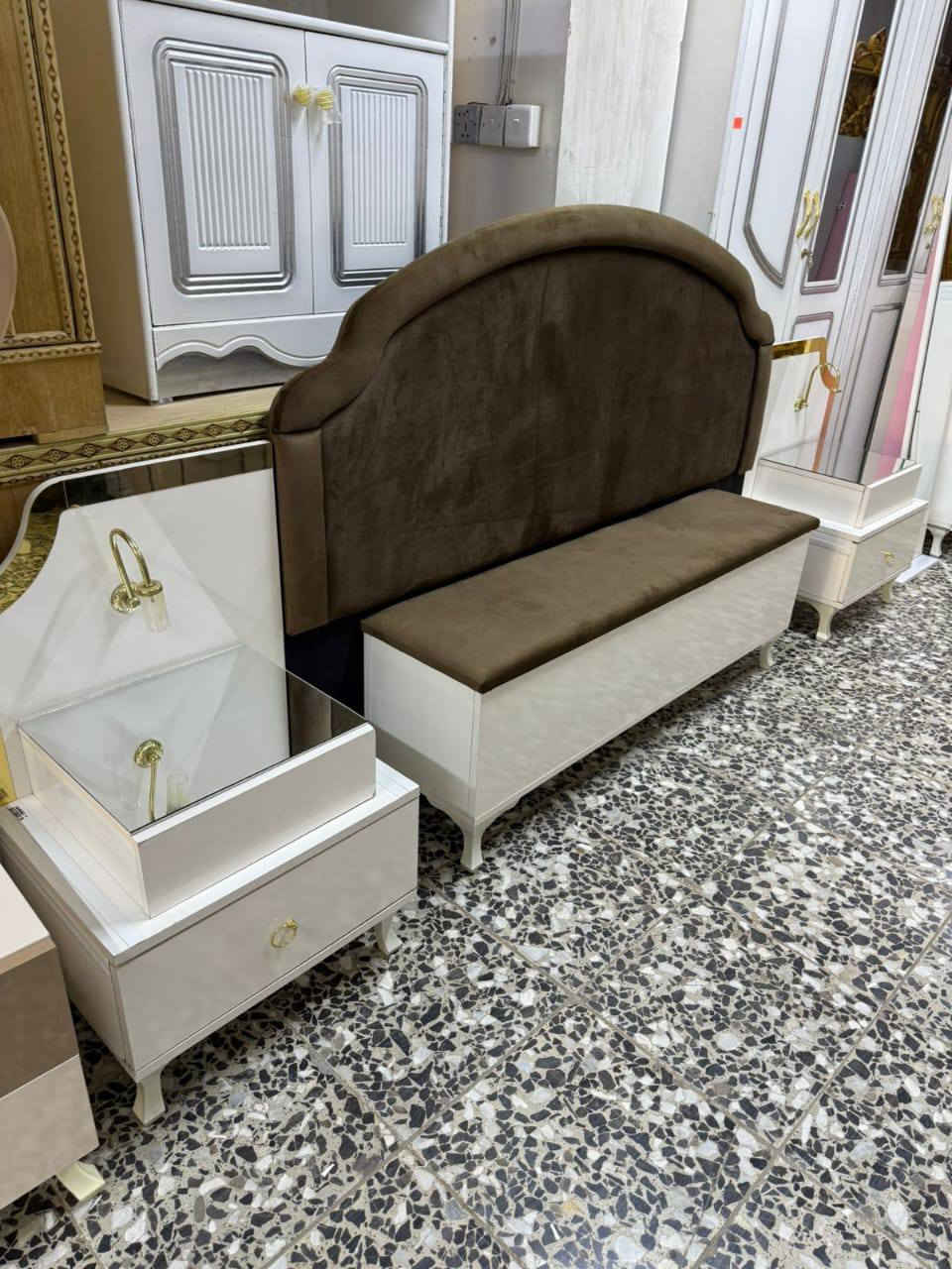 غرفه تركي مستعمل نضافه 90
عدد القطع 9 
السعر ب 800 قفل قفل 750
وي الشد والنقل داخل بغداد مجاني الحجز خاص


**إذا كنت صاحب هذا الإعلان وتريد حذفه لأي سبب، رجاءا أرسل رسالة إلى الدعم الفني**