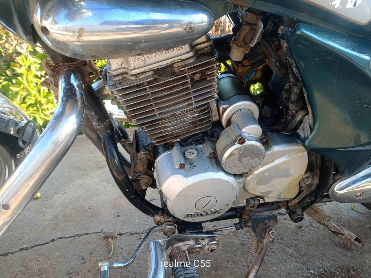 السلام عليكم ماطور دايلم للبيع شغال بس المحرك كايم السعر 300 وبي مجال ***********
