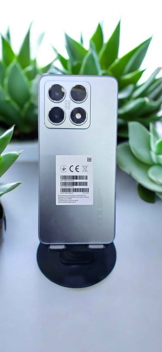 استخدام أقل من أسبوعين –  جديد
هاتف نظيف جداً بدون أي خدش، استعمال خفيف، كلشي شغال 100% 👍
⭐ المواصفات القوية:
💾 ذاكرة داخلية 512GB (مساحة خرافية)
⚡ معالج Dimensity 8300 Ultra – أداء سريع جداً وألعاب بدون تهنيگ
📸 كاميرا Leica 50MP – تصوير احترافي نهار وليل
🎥 تصوير فيديو عالي الدقة وثبات ممتاز
📱 شاشة AMOLED 144Hz – سلاسة وألوان قوية
🔋 بطارية قوية تدوم طول اليوم
⚡ شحن سريع 67W
💧 مقاوم للماء والغبار IP68
✅ مع الكرتونة وملحقاته
✅ نظافته ١٠٠%
📍 الموقع: (الكاظميةشارعالهبنهقربالرعاية)
💰 السعر: (٤٧٥ الف)
📞 التواصل خاص أو واتساب ***********
للجادين فقط 🌹 بغداد, العراق
