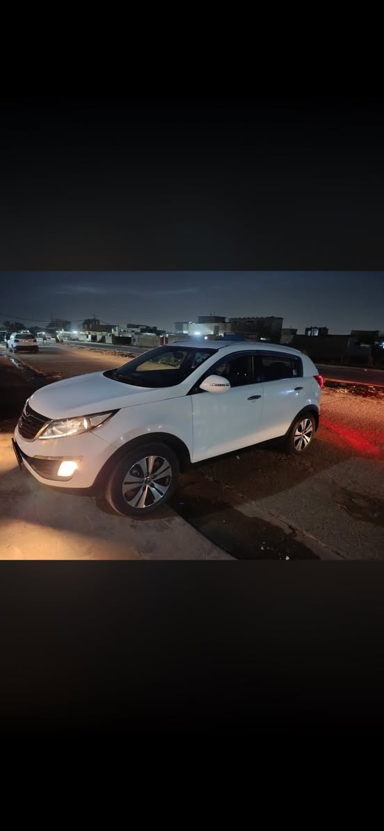 كيا سبورتج للبيع 2012وضع شركه ماشي 148 محرك وكير شرط مامفتوح سعر 150بيه مجال رقم هزه وسنوية جديد***********+***********
