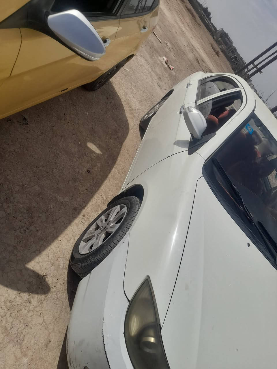 للبيع بسمي سياره جديده 
***********
