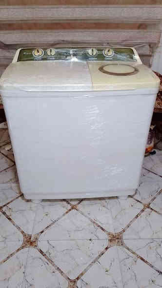 للبيع غساله   نضيفه  جداً  18 كيلو شرط شغل عله بلاد  سعر 90 العنوان بصره تاميم  للاستفسار  *********** متوفر توصيل مع ضمان البصرة
