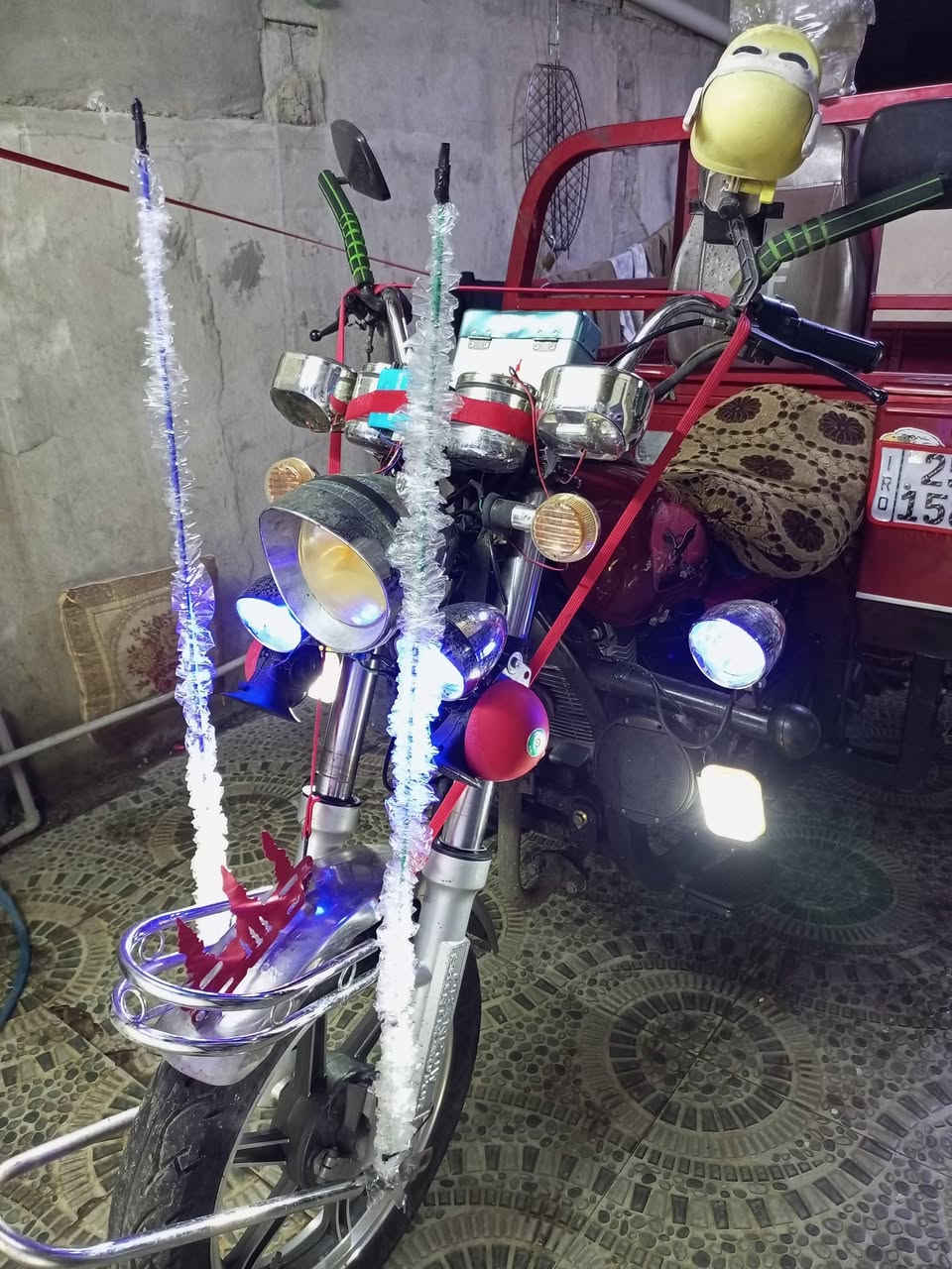 سلام عليكم 
ستوته للبيع موديل 2021
رقم وسنويه كامل شرط تحويل 
ستوته لوك مال بيت سعر مليونين 100 بيها مجال 
***********
