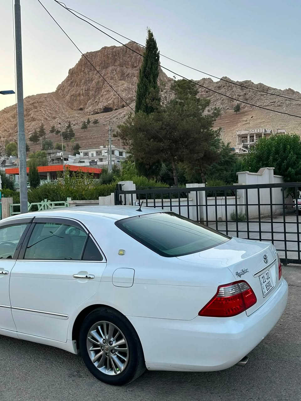 شاهانە بڕاوە ٢٠٠٧
ساج مەلەکی
کۆدی هەیە 
مەکینە بچوک گێڕ گەورە ١٨٠
٣ دووگمە 
پەردە 
ویل نەوتی 
بێ مەسرەف 
بێ دەعم و لێدراوی 
١٦٠٠٠٠ کم ڕۆشتوە 

***********
