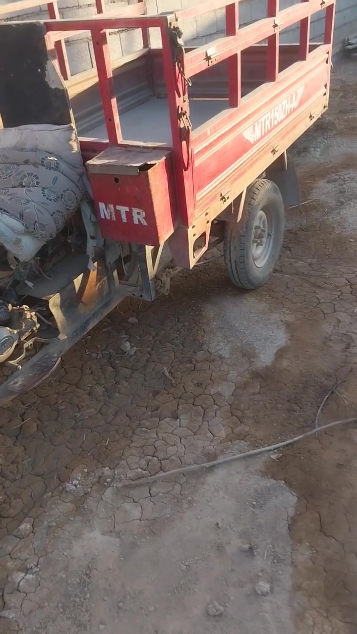 السلام عليكم ستوته MTR امتيار نضيفه شغاله مابيه شي نقص  بدي محرك نضيف السعر 500وبيه مجال مكاني منصوريه الشط 
***********
