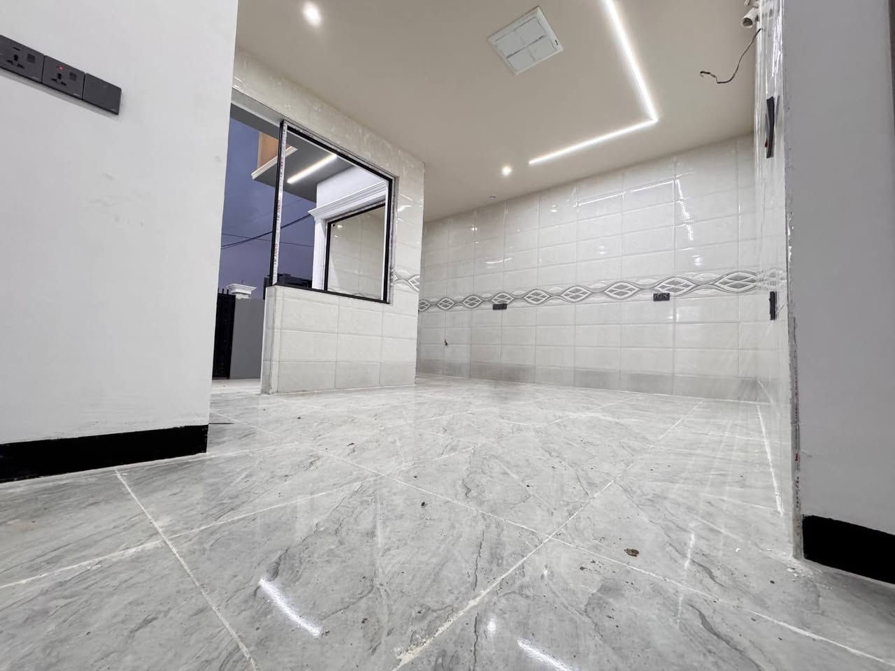 140متر مكان شوراو یكیتی قرب معمل جرزات البیت بی 3سنه زمان وسعرها72ملیون البیت عنده هویه ویحول بسمك *********** بي وتساب مكلف بل نشر
