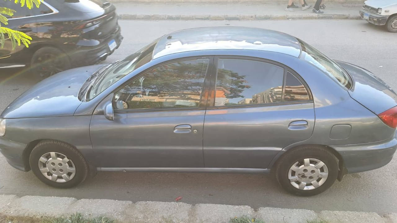 كيا ريو 2001
تاني مالك من الزيرو

راشه بره نظافه دواخل زيرو بالكامل 

 العربيه حاله ممتازه استعمال بيتي

صيانتها كلها معمولة

4 ازاز كهرباء + باور

 كاوتش/ و بطاريه/ عفشه و موتور 

و تكييف و صالون بحالة الزيرو
رخصه بأسمي 
 ماشيها كالجديده مرور مدينة نصر


**إذا كنت صاحب هذا الإعلان وتريد حذفه لأي سبب، رجاءا أرسل رسالة إلى الدعم الفني**