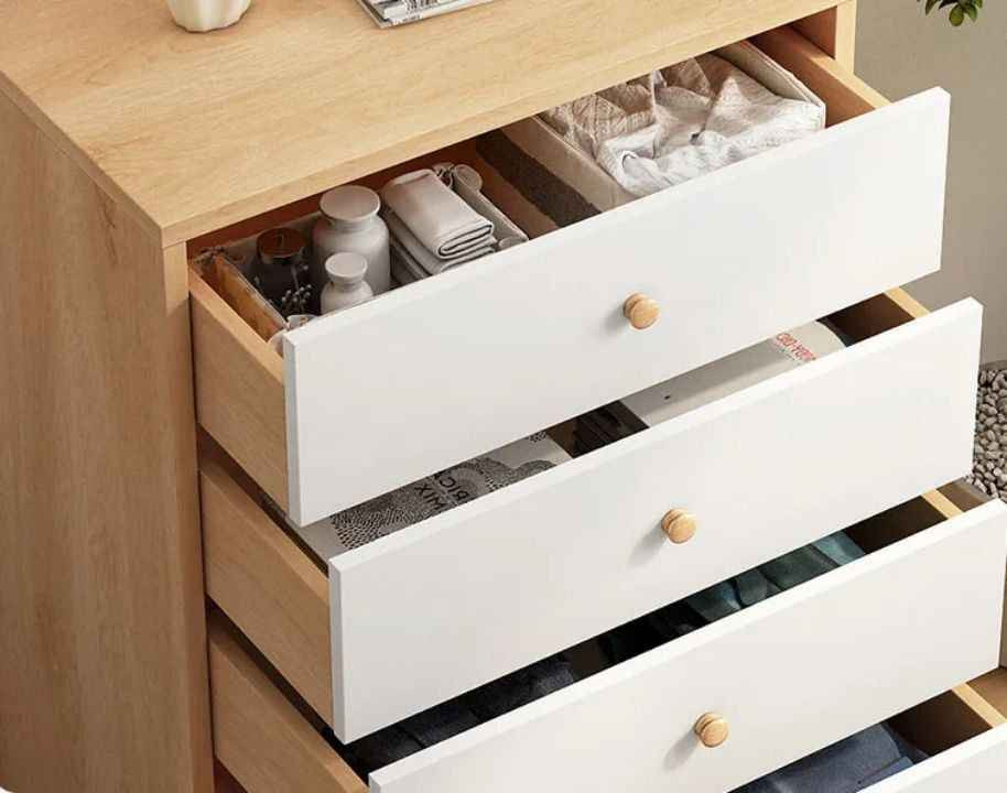 🔥كومدي جرارات 🔥
🔴خشب mdf 12mm
🔴اللون بيجي وابيض
🔴القياس كما في الصورة 
✅️✅️ 65 الف والتوصيل مجاني ديوانية, القادسية


**إذا كنت صاحب هذا الإعلان وتريد حذفه لأي سبب، رجاءا أرسل رسالة إلى الدعم الفني**