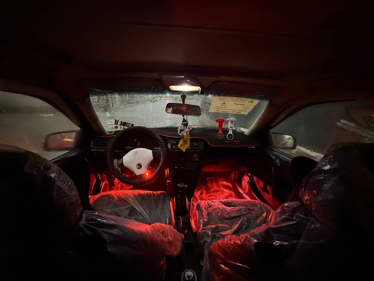 فكترا موديل 93اصل فصل
حجم16رقم نينوى الماني سنوية عضم 2028
كابون بانزين بيها تريد تحويل تريد وكاله 
مكينه قبل يومين شادها شرط لاصرف لانفخ 
كير شرط وعادي 
طخم خلفي امامي كلو جديد 
طخم تاير فوك نص 
طخم ويلكب كامل 
كهربايات كلها شرط مايعوزها اي شي
سستم سماعات افانتي عليها  
تنته سلايت +قفل مركزي 
ستيرن بور +باتري جديد 
غرفتها جديده مدوشمه كامله 
سياره بدون صبغ بدون ضرر شرط 
فقط مصلح داير واحد ☝
#السعر43_بي_مجال 
مكان موصل الايمن شراي اتصل  
 ***********
***********
