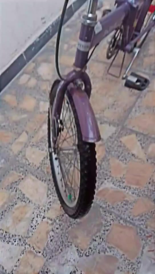 سلام عليكم باسكل ابو الطبكه لون بنفسجي البيسكل بي شخوط عكرب تايرات جدد البيسكل نضيف  للبيع مكاني بغداد البلديات شارع المصرف يم افران العسل السعر 70 وبي مجال واني خادم الشراي يجي خاص


**إذا كنت صاحب هذا الإعلان وتريد حذفه لأي سبب، رجاءا أرسل رسالة إلى الدعم الفني**