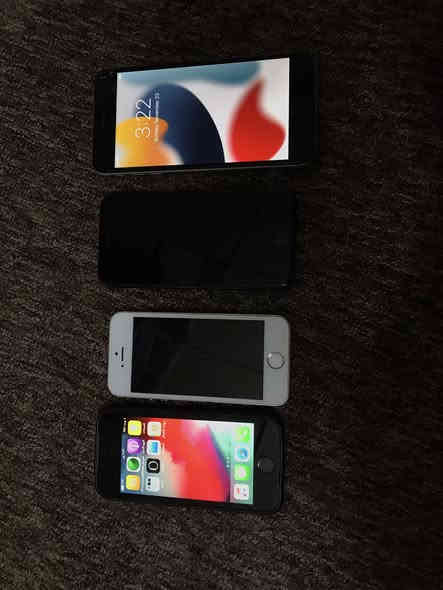 السلام عليكم
ايفون ٦ اس بلس سيمكارت متوقف سعره ٣٠ الف 

ايفون ٧   جي ذ٣٢  شاشا بيها طبع 
سيمكارت واكف  وبصمه واكفه 
بلادي شاشا سعره ٣٥ الف فقط 

ايفون ٥ اس ذ٣٢ لون ابيض دكمه بور واكفه وبصمه واكفه سعره ٢٥ الف 

ايفون ٥ اس اسود ذ٦٤ شاشا بلادي  كلشي شغال بدون مشاكل سعره ٣٥ الف فقط 

تواصل فقط واتساب 
***********
بس واتساب اجاوب
