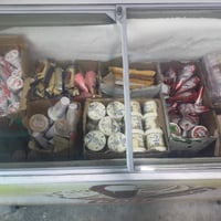 توجد مجمده عارضة للبيع كما موضح بالصورة  اتصل 07824954053